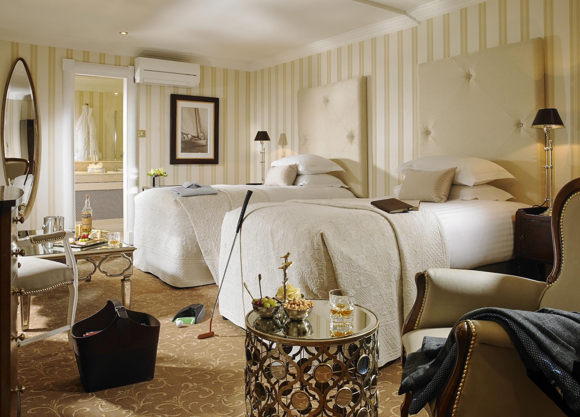 Killarney Royal Hotel ภายนอก รูปภาพ